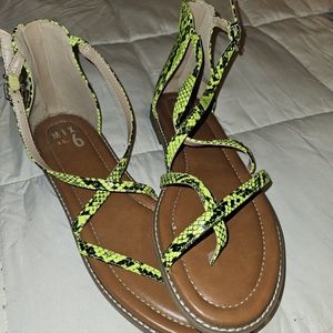 Size 91/2 sandals.